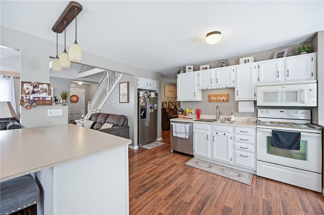 7376 Sharon Mercer Rd, Lackawannock Twp, PA 16137