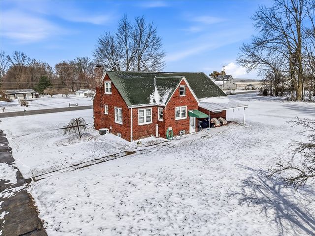 7376 Sharon Mercer Rd, Lackawannock Twp, PA 16137