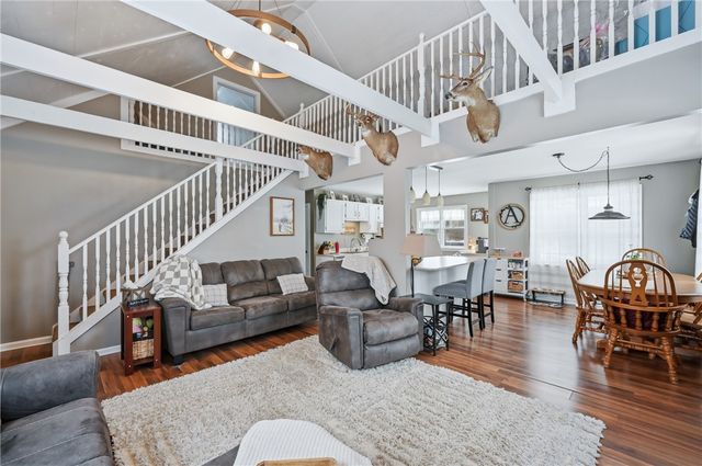 7376 Sharon Mercer Rd, Lackawannock Twp, PA 16137