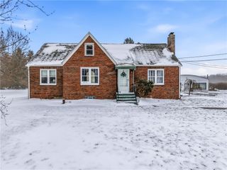 7376 Sharon Mercer Rd, Lackawannock Twp, PA 16137