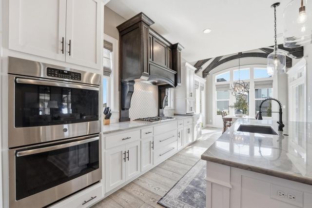 16564 S Allman Road, Olathe, KS 66062