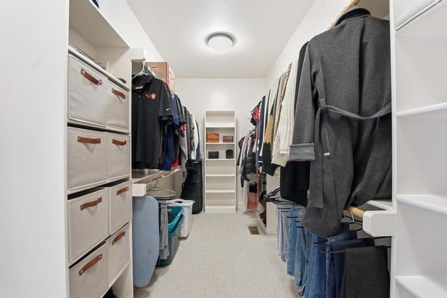 16564 S Allman Road, Olathe, KS 66062