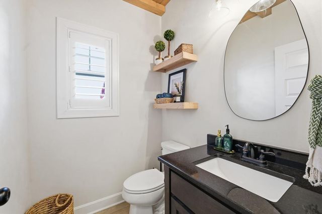 16564 S Allman Road, Olathe, KS 66062