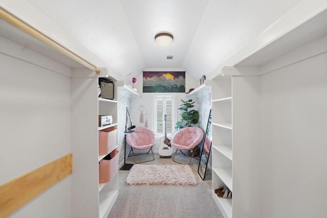 16564 S Allman Road, Olathe, KS 66062