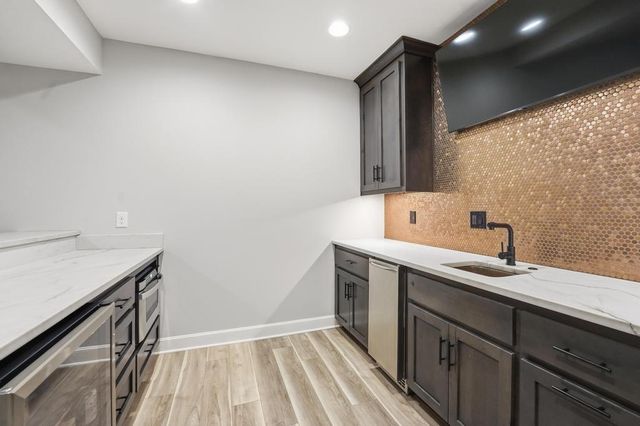 16564 S Allman Road, Olathe, KS 66062