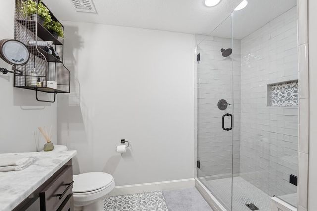 16564 S Allman Road, Olathe, KS 66062