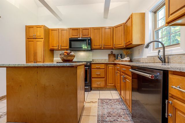 42 Lake View Drive, Concord, NH 03303