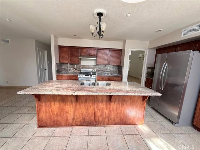 7196 Big Sur, Fontana, CA 92336