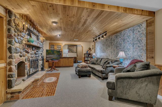 2426 Cooper Avenue S, Saint Cloud, MN 56301