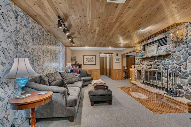 2426 Cooper Avenue S, Saint Cloud, MN 56301