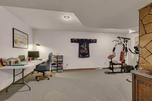 2426 Cooper Avenue S, Saint Cloud, MN 56301
