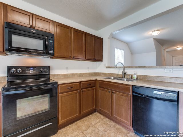 10962 Burning Lamp, San Antonio, TX 78245