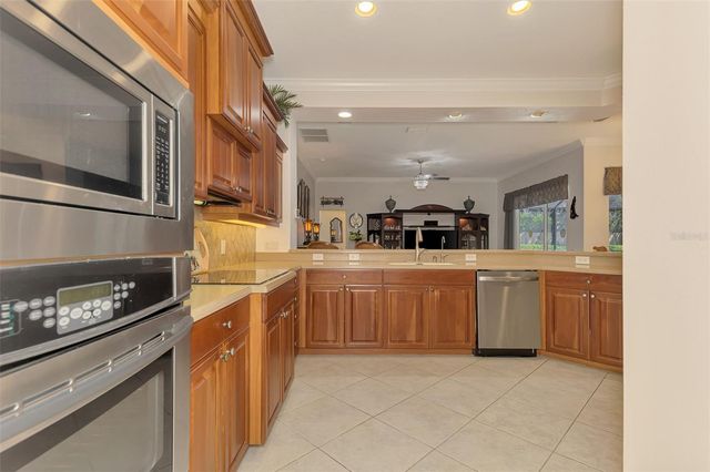 7497 PALMER GLEN CIRCLE, Sarasota, FL 34240