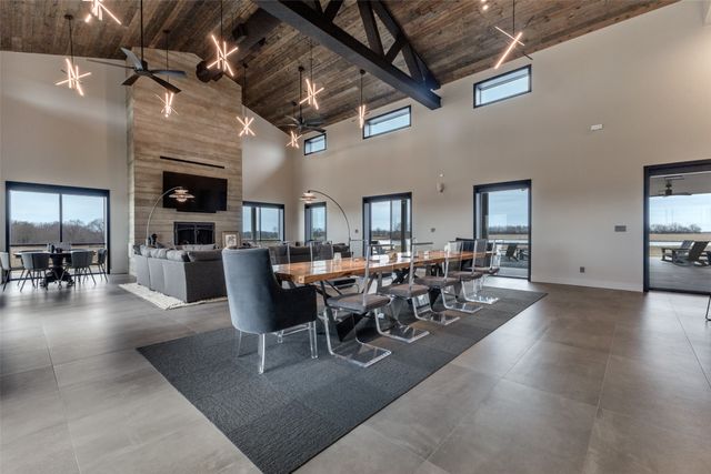 3025 Farm Road 900 W, Saltillo, TX 75478