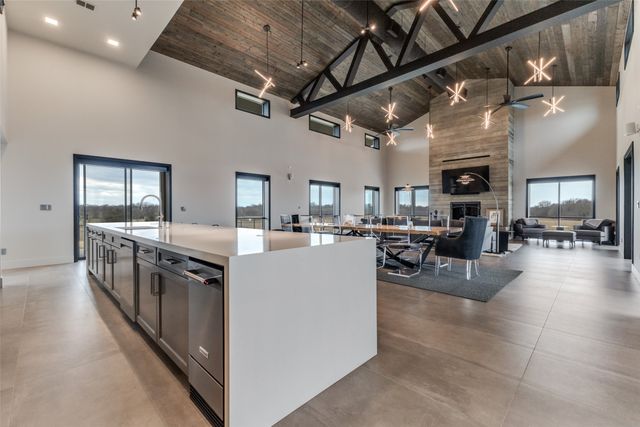 3025 Farm Road 900 W, Saltillo, TX 75478