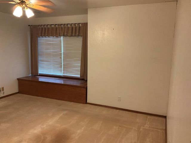 53 W Shore Drive, Arcadia, OK 73007