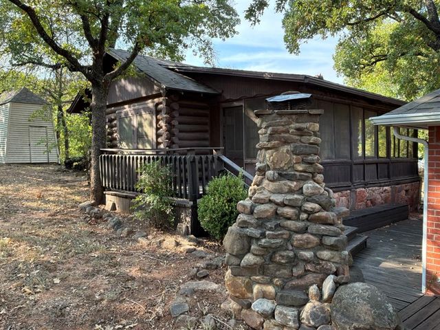 53 W Shore Drive, Arcadia, OK 73007