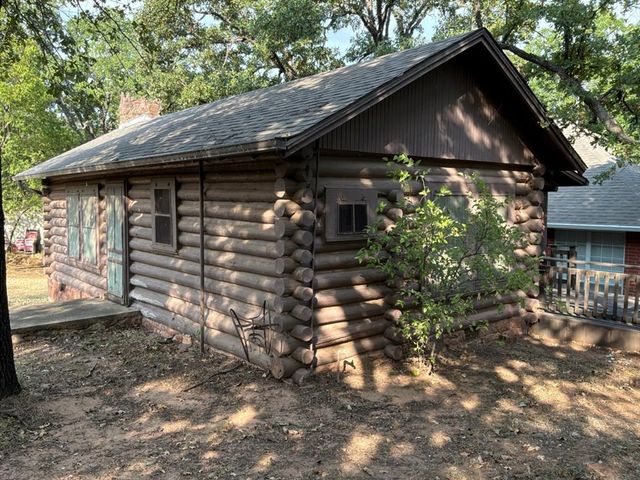 53 W Shore Drive, Arcadia, OK 73007