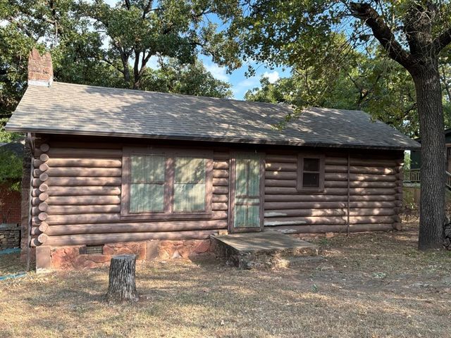 53 W Shore Drive, Arcadia, OK 73007