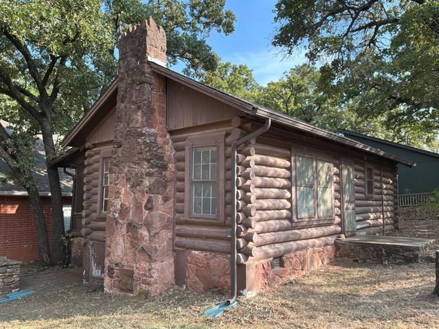 53 W Shore Drive, Arcadia, OK 73007