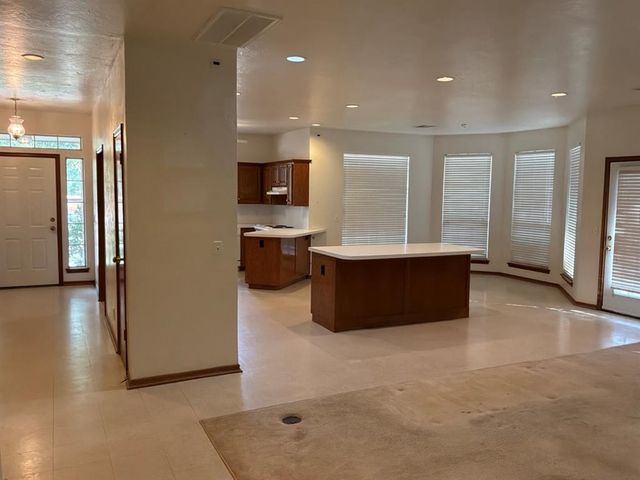 53 W Shore Drive, Arcadia, OK 73007