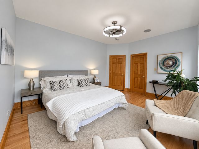 4825 S Prairie Avenue 4, Chicago, IL 60615