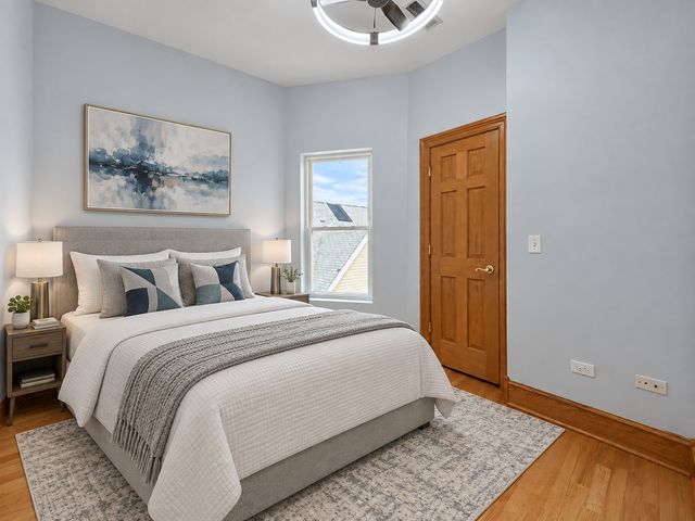 4825 S Prairie Avenue 4, Chicago, IL 60615