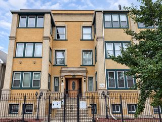 4825 S Prairie Avenue 4, Chicago, IL 60615