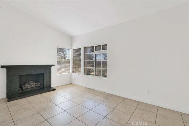 661 N Larch, Rialto, CA 92376