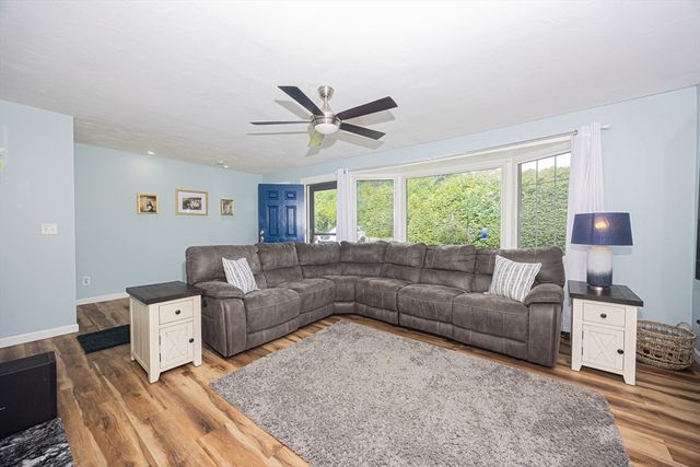 2-4 Long Point Rd, Lakeville, MA 02347