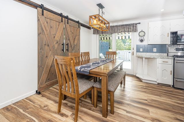 2-4 Long Point Rd, Lakeville, MA 02347