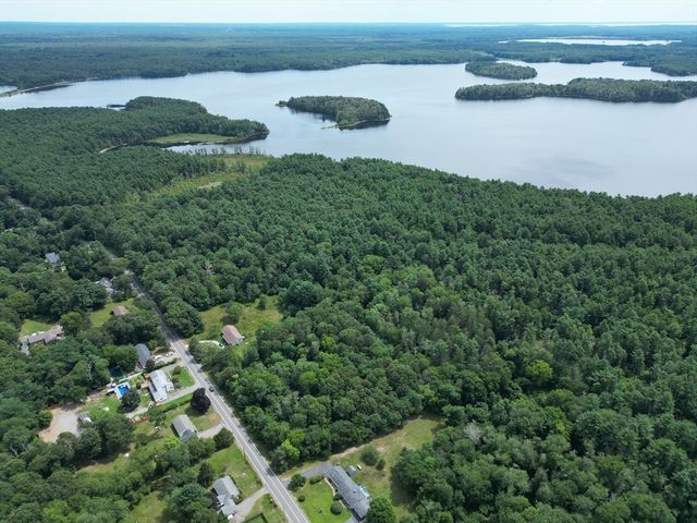 2-4 Long Point Rd, Lakeville, MA 02347