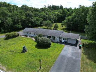 2-4 Long Point Rd, Lakeville, MA 02347