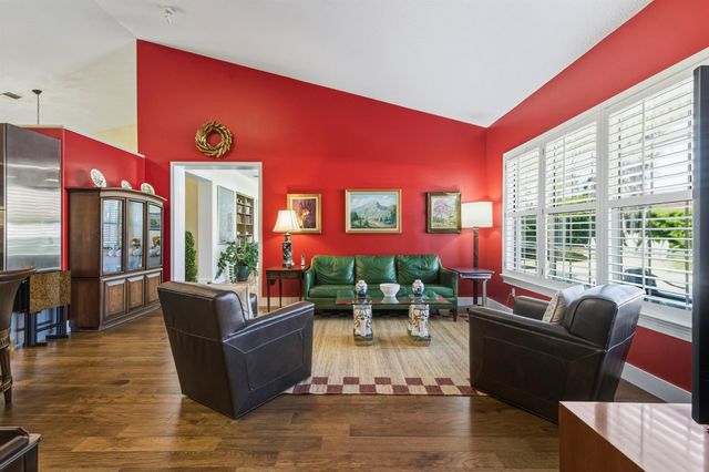 2760 Tecumseh Drive, West Palm Beach, FL 33409