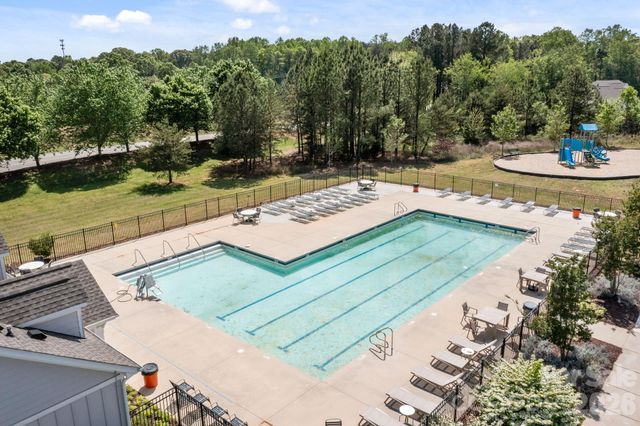 122 Slalom Street, Statesville, NC 28677