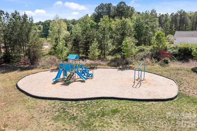 122 Slalom Street, Statesville, NC 28677