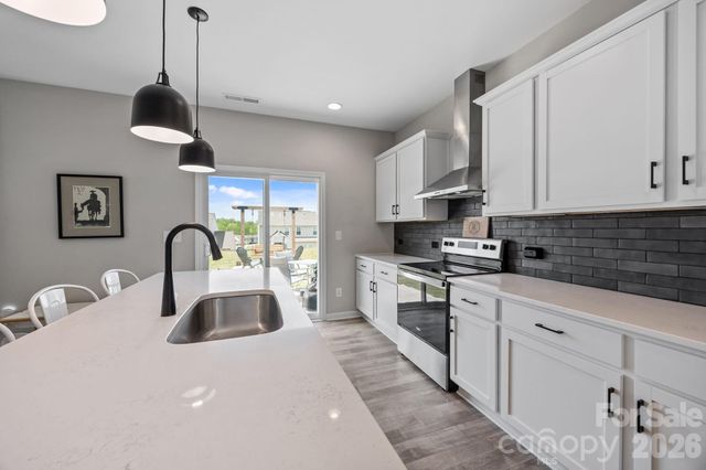 122 Slalom Street, Statesville, NC 28677