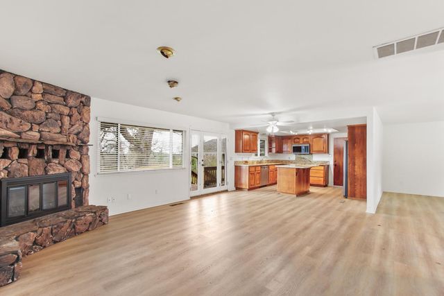 1244 Uplands Dr, El Dorado Hills, CA 95762