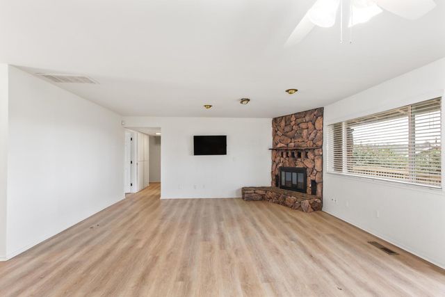 1244 Uplands Dr, El Dorado Hills, CA 95762