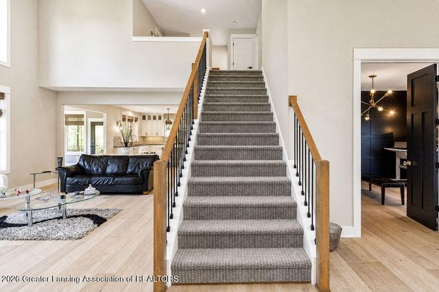 6080 Southridge Road, East Lansing, MI 48823