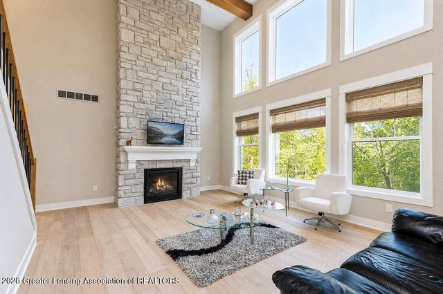 6080 Southridge Road, East Lansing, MI 48823
