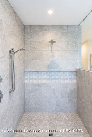 6080 Southridge Road, East Lansing, MI 48823