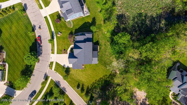 6080 Southridge Road, East Lansing, MI 48823