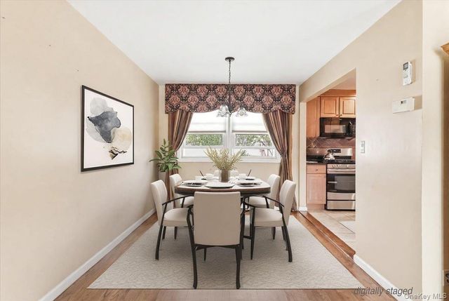 39 Grant Street, Farmingdale, NY 11735