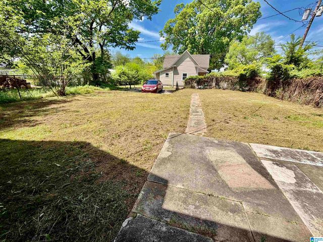 1430 BERKLEY AVENUE, Bessemer, AL 35020