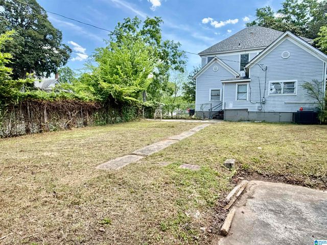 1430 BERKLEY AVENUE, Bessemer, AL 35020