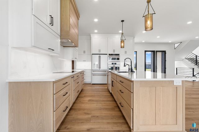 2730 N Swan Cir Circle, Tea, SD 57064