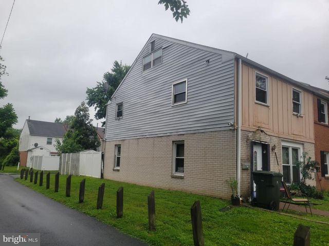 1 ETHAN ALLEN CT, Newark, DE 19711