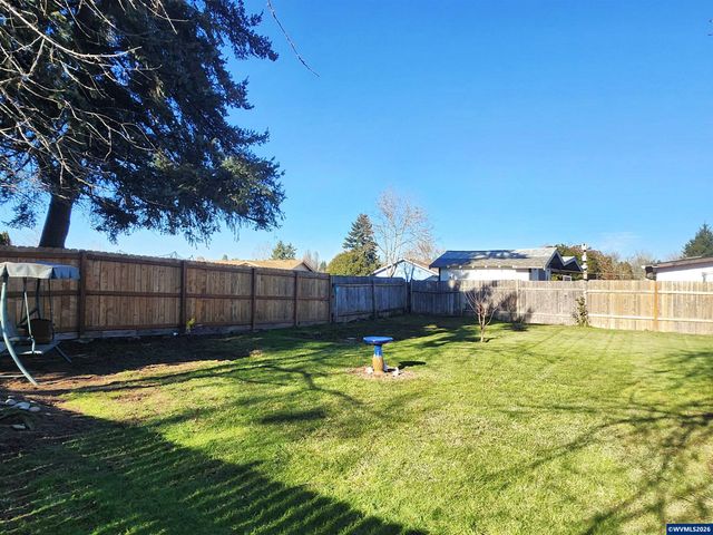 1671 Weigart Ct NE, Salem, OR 97305