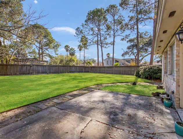 2819 W Birchdale Drive, Missouri City, TX 77489